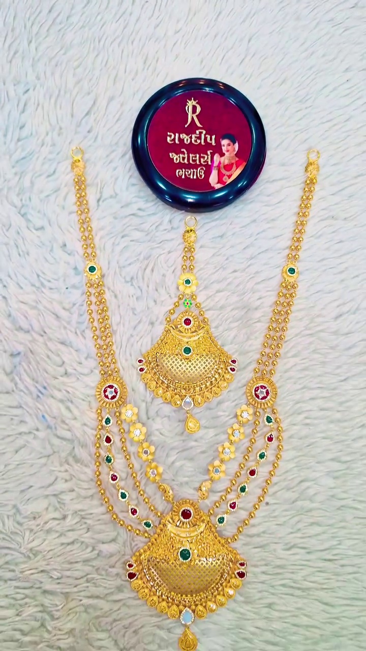 Traditional Kutchi Dokiya Haar at Rajdeep Gold Palace Bhachau