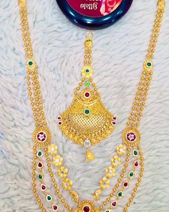 Traditional Jewellery at Rajdeep Gold Palace
